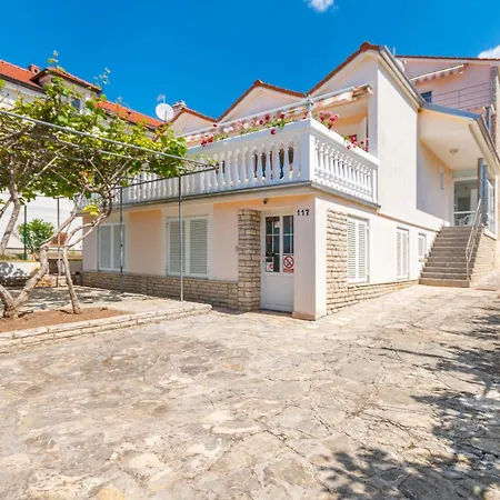 Stunning In * Sveti Filip i Jakov