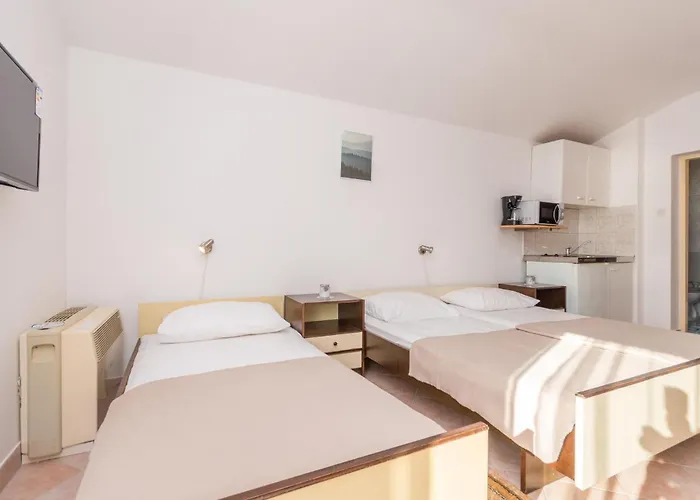 Cozy In Sveti Filip i Jakov